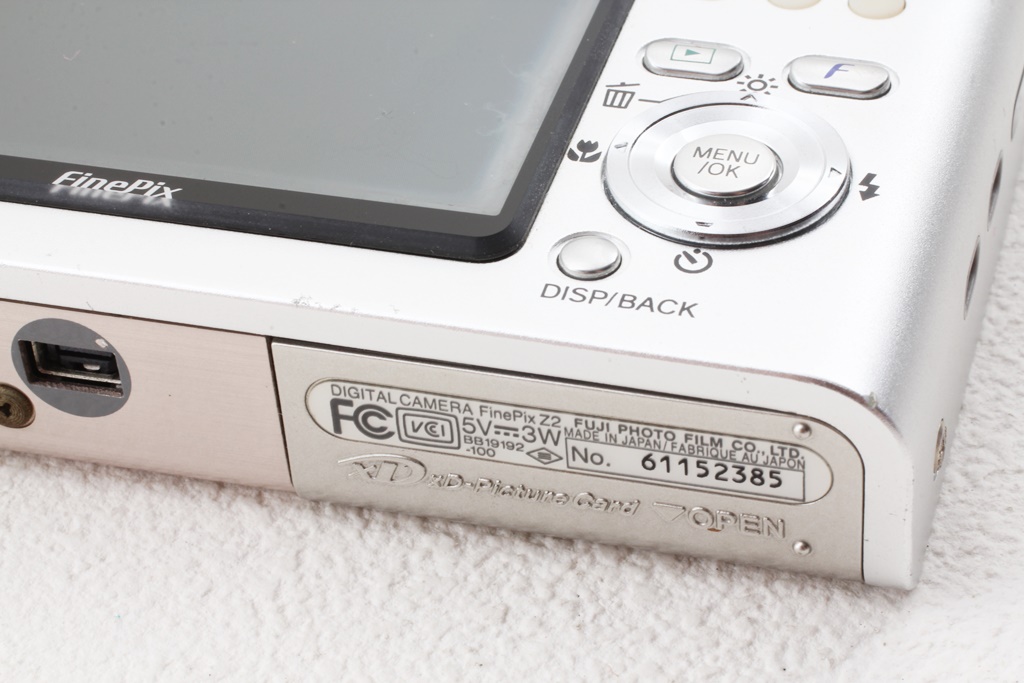 極上美品 富士フィルムFUJIFILM FinePix F810元箱等付属品付